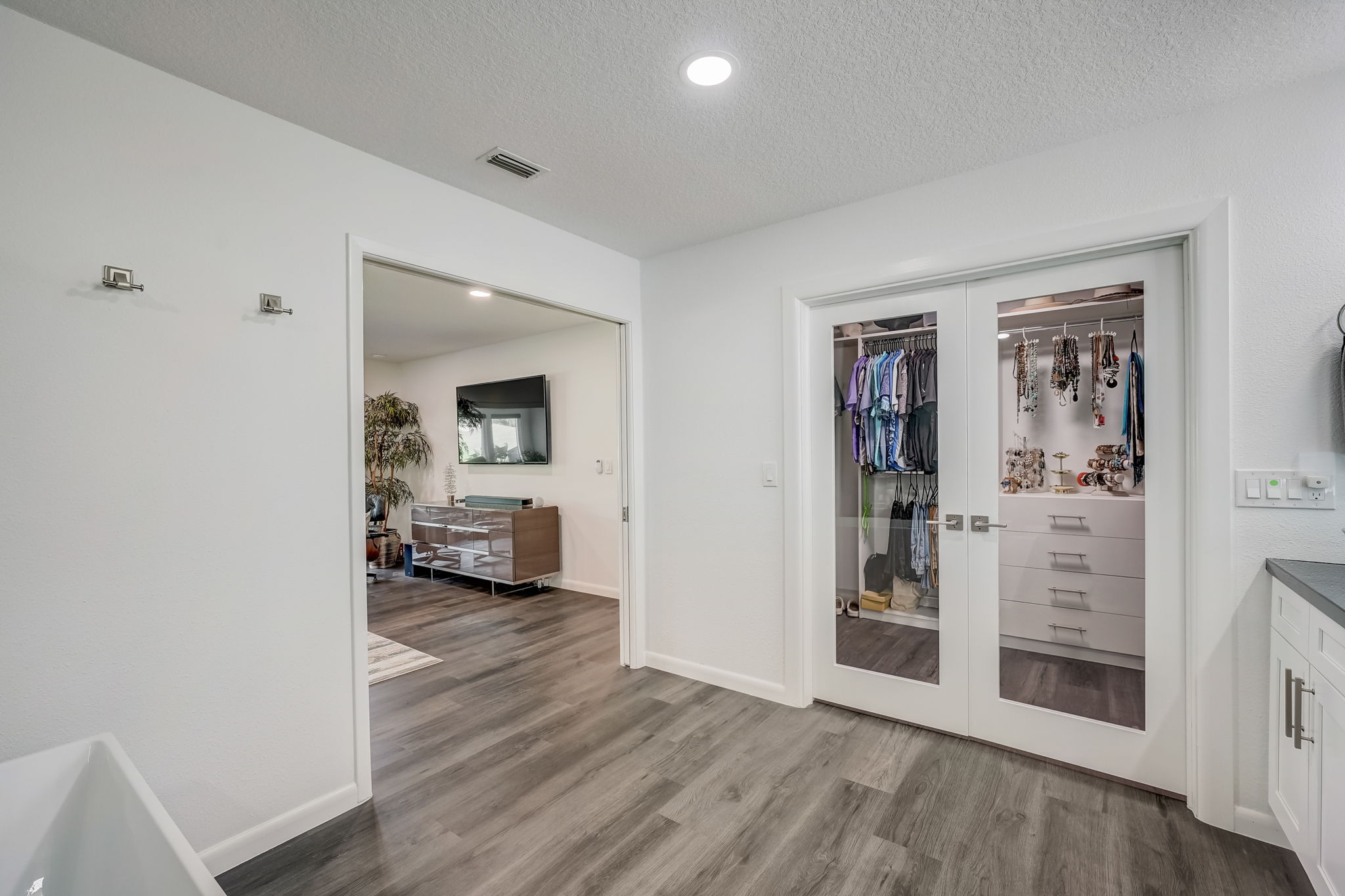 Eagles Landing Cir W 24-060