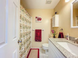  Photo 36