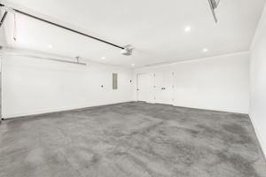  Photo 34
