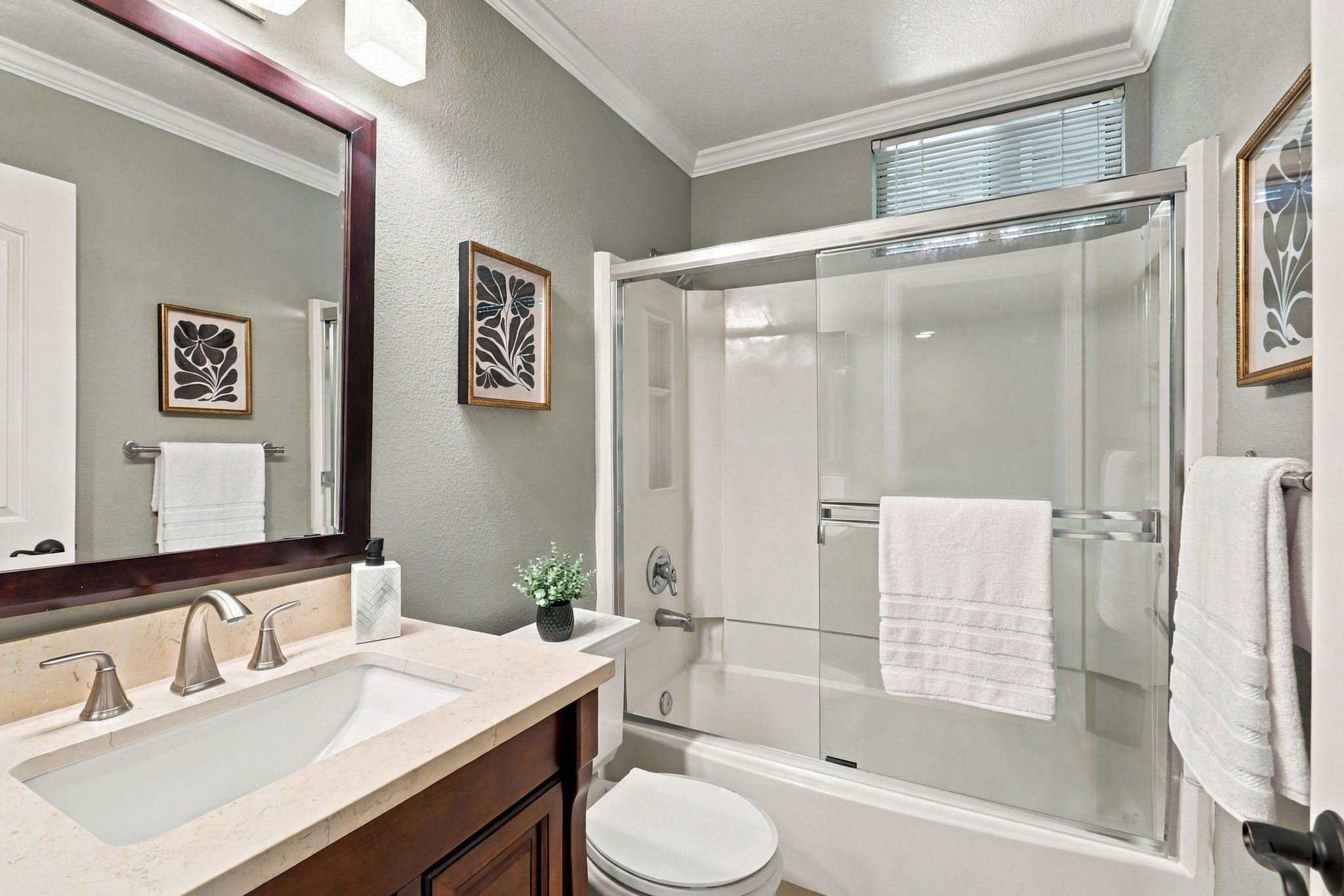 Main Bathroom