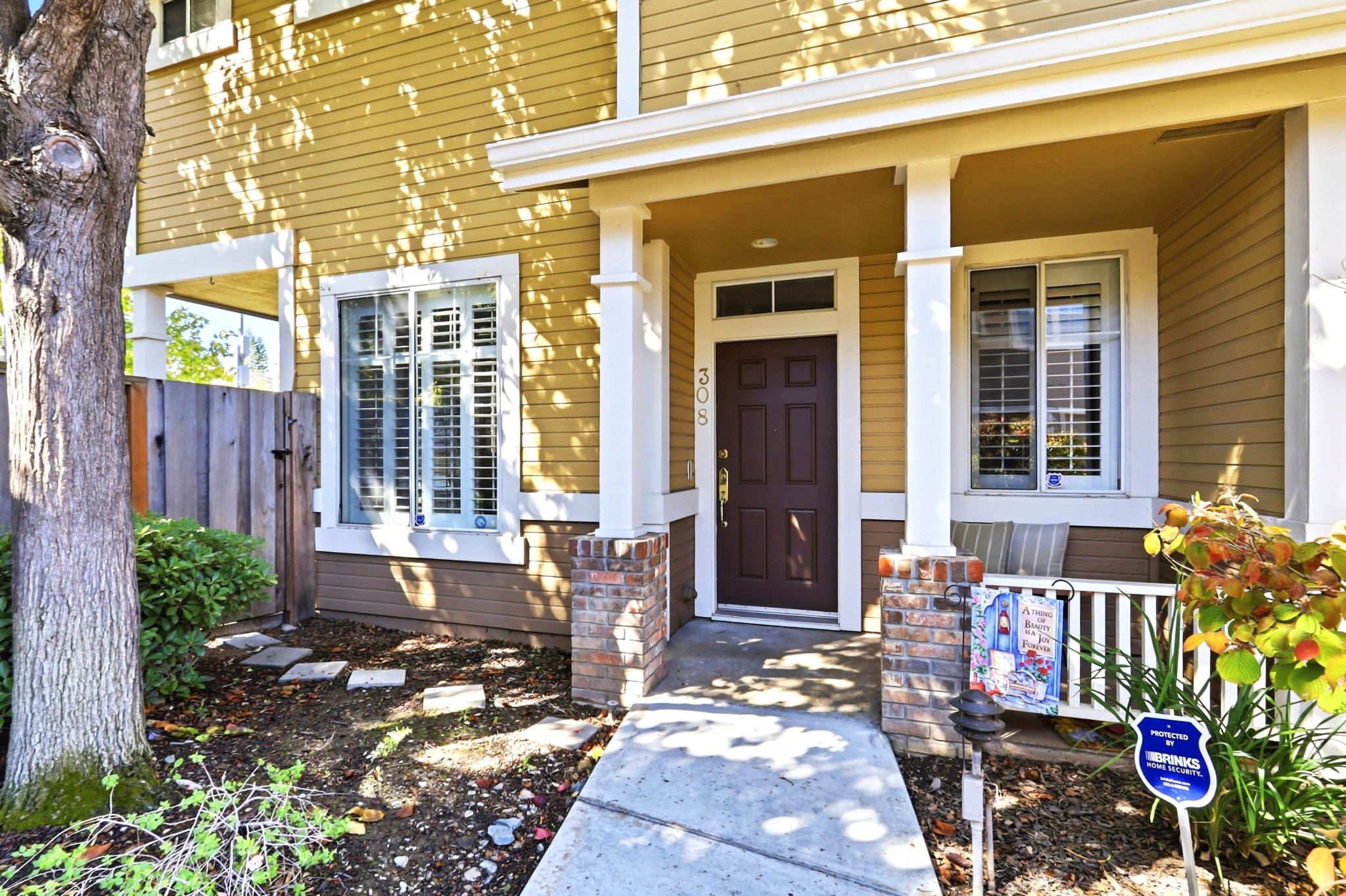 1,376sf of Living Space