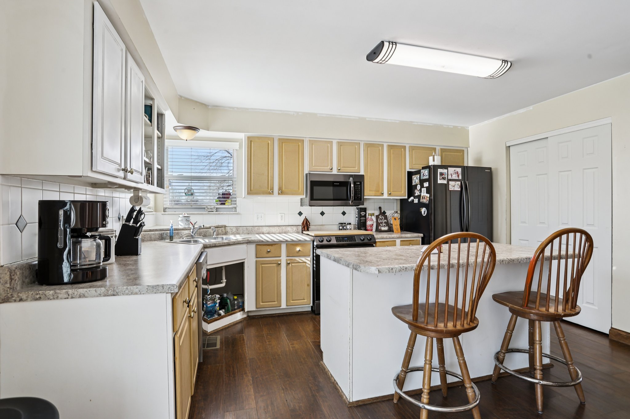 Buck Creek Rd-S2201-012.jpg