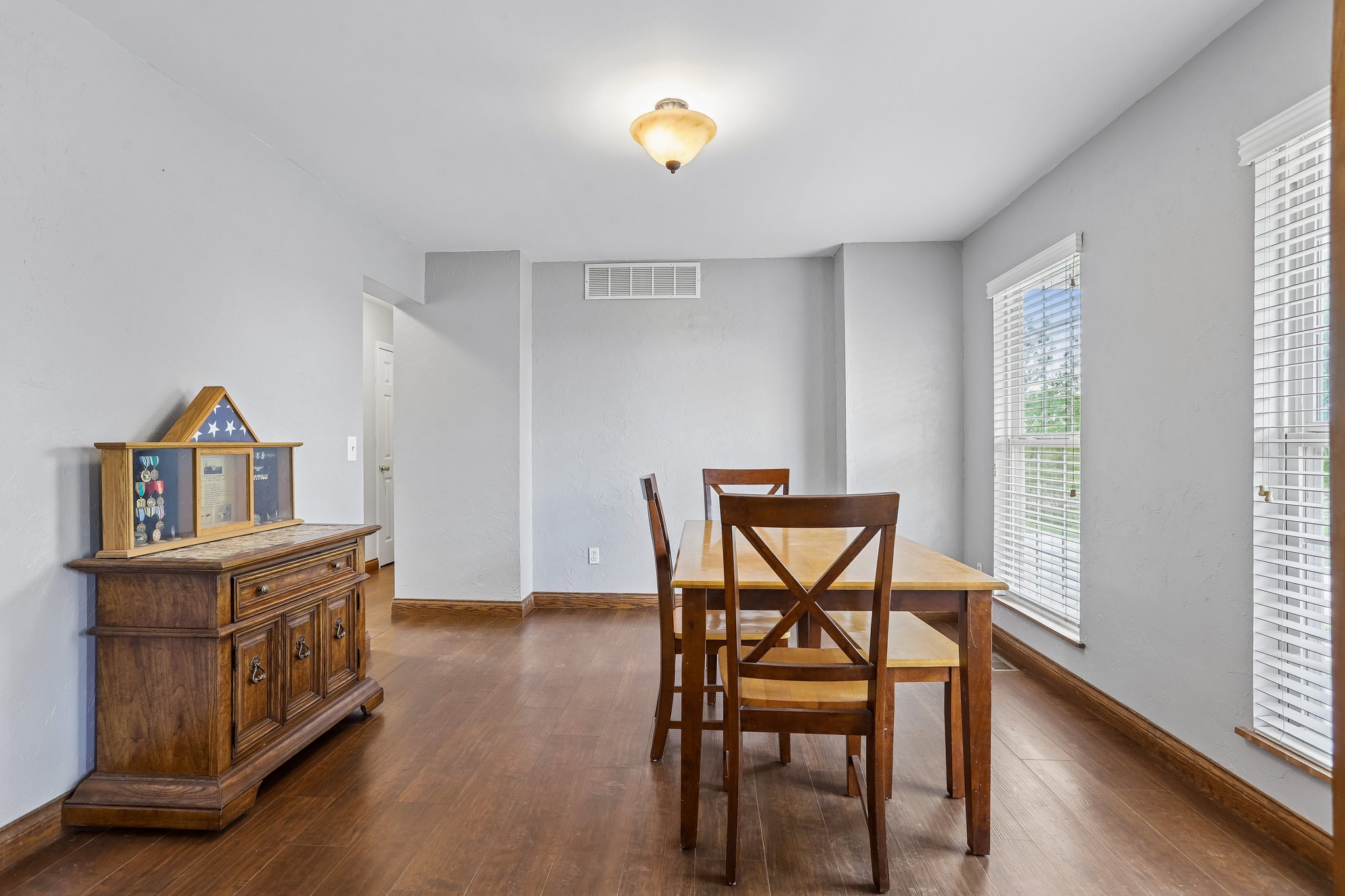 Buck Creek Rd-S2304-011.jpg