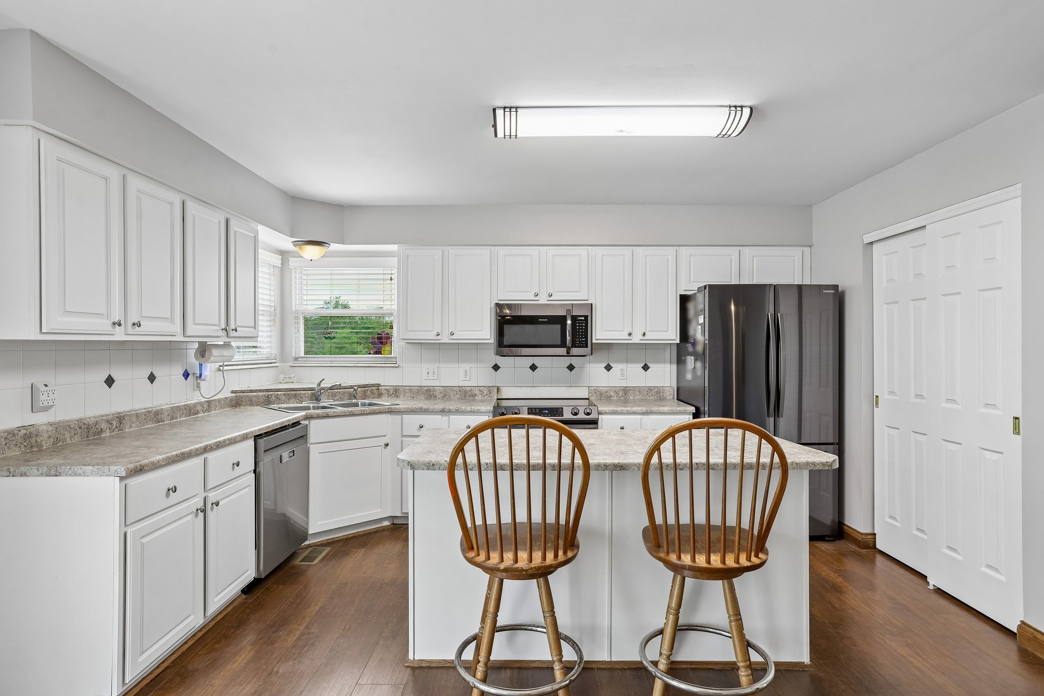 Buck Creek Rd-S2304-016.jpg