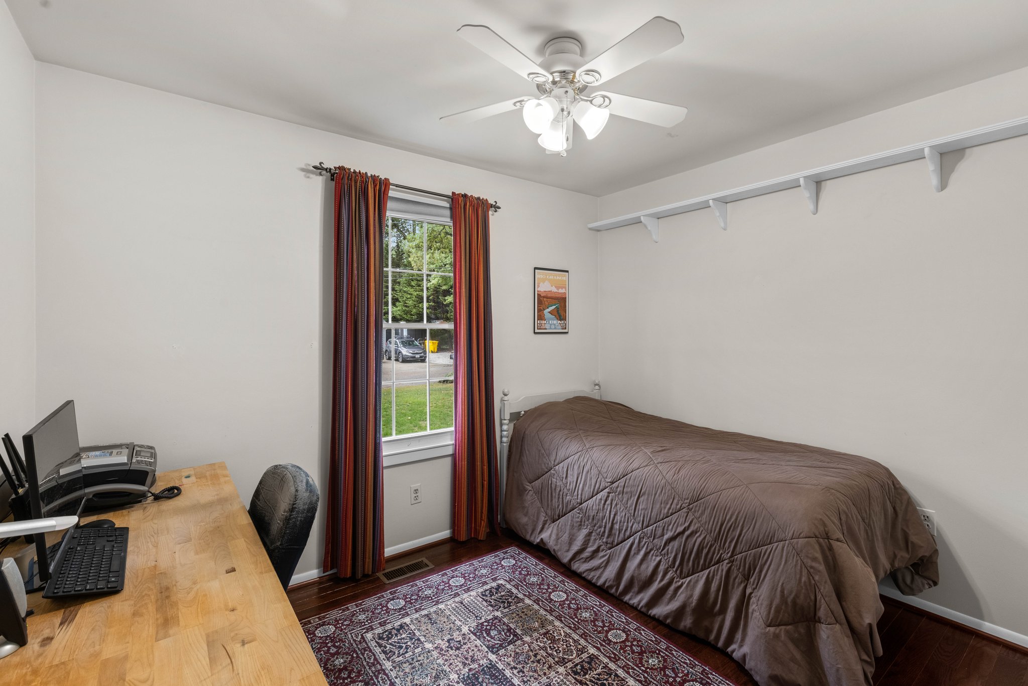 12. Main bedroom.jpg
