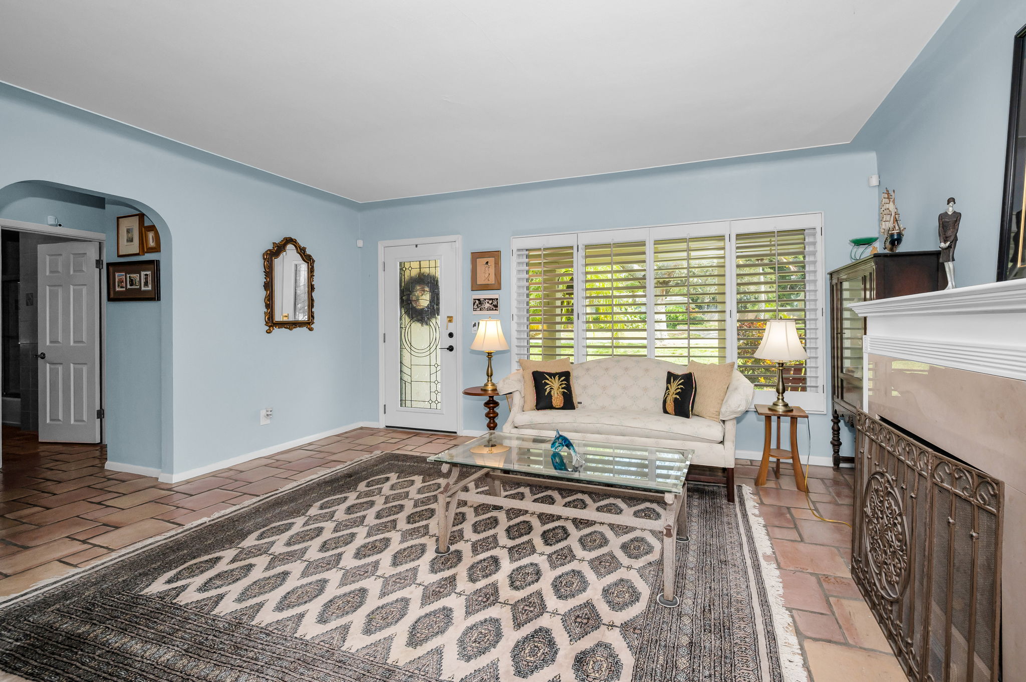 Living Room4