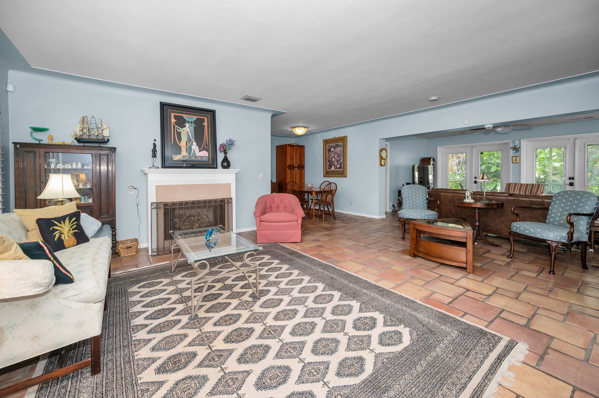 Living Room7