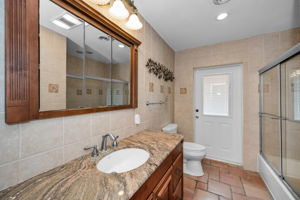 Bathroom2