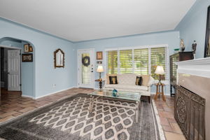 Living Room4