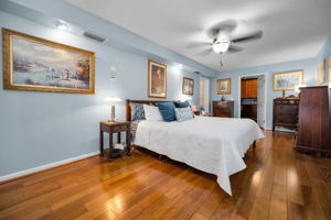 Primary Bedroom1a