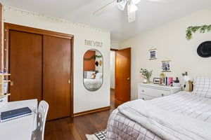 Donald Dr-S0508-039.jpg