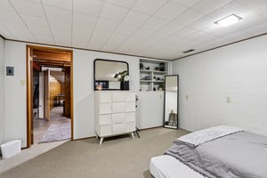 Donald Dr-S0508-049.jpg