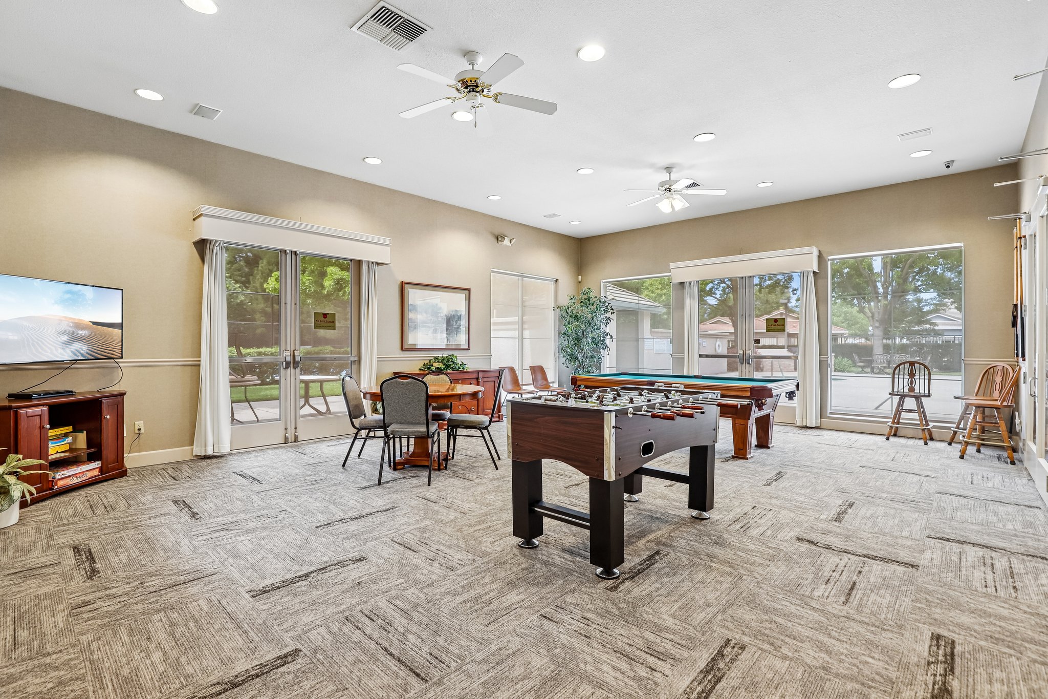 Fleming Dr-2207-913.jpg