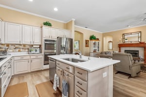 Fleming Dr-S2207-012.jpg