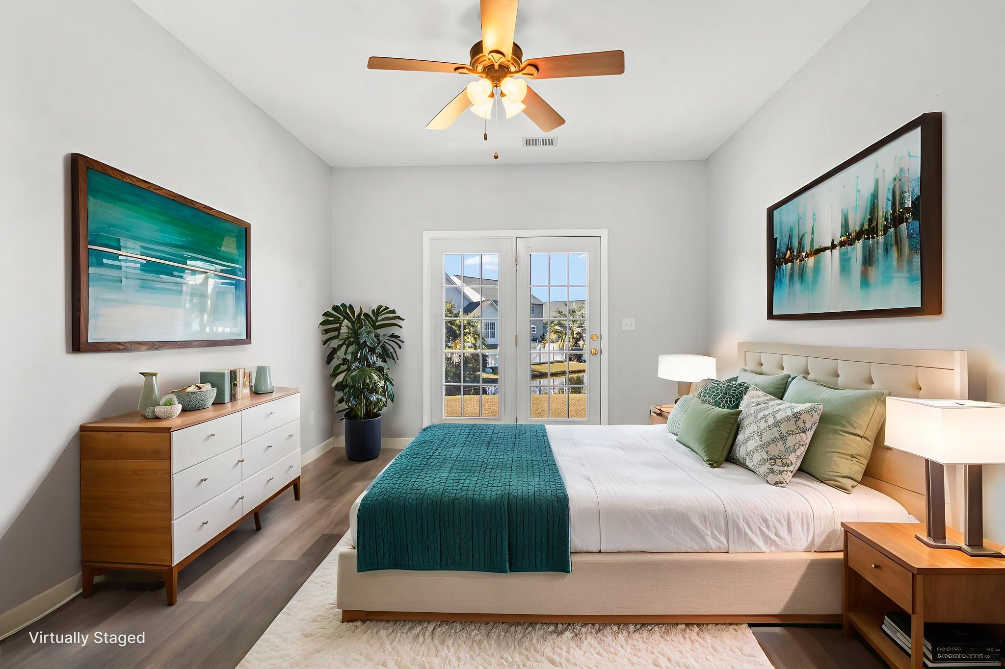 DSC07456 virtually staged.jpeg