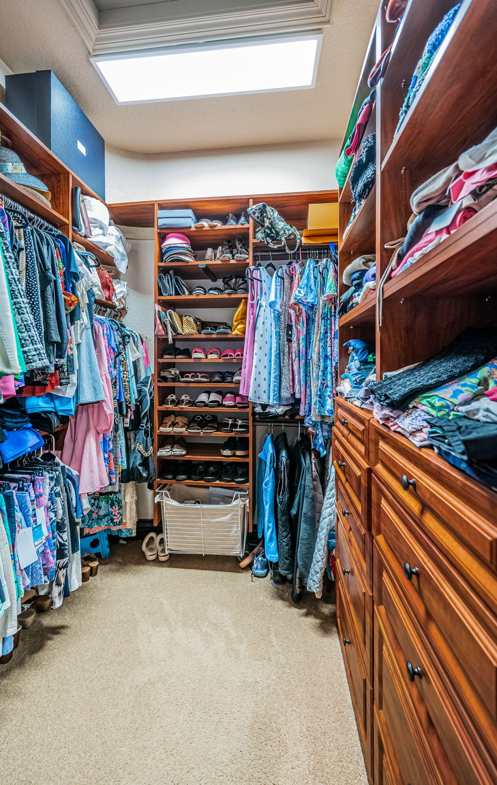 Upper Level Master Bedroom Walk-in Closet1b