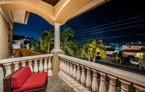 Upper Level Guest Bedroom Balcony40