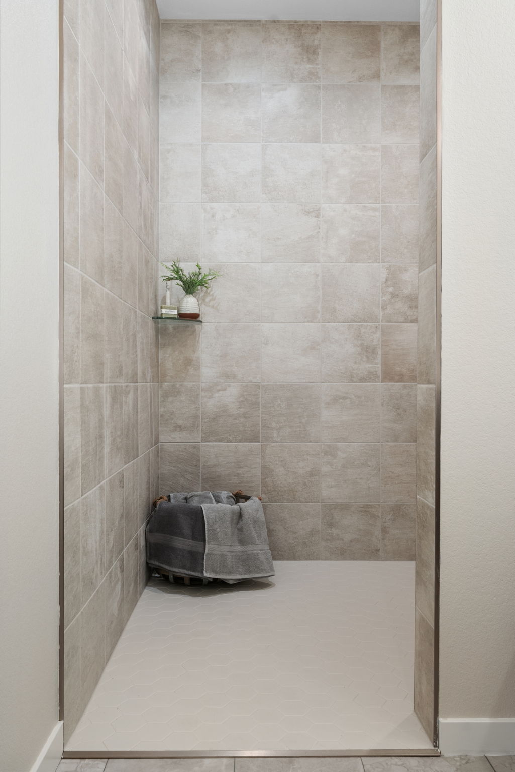 Primay Bath Zero Threshold Shower