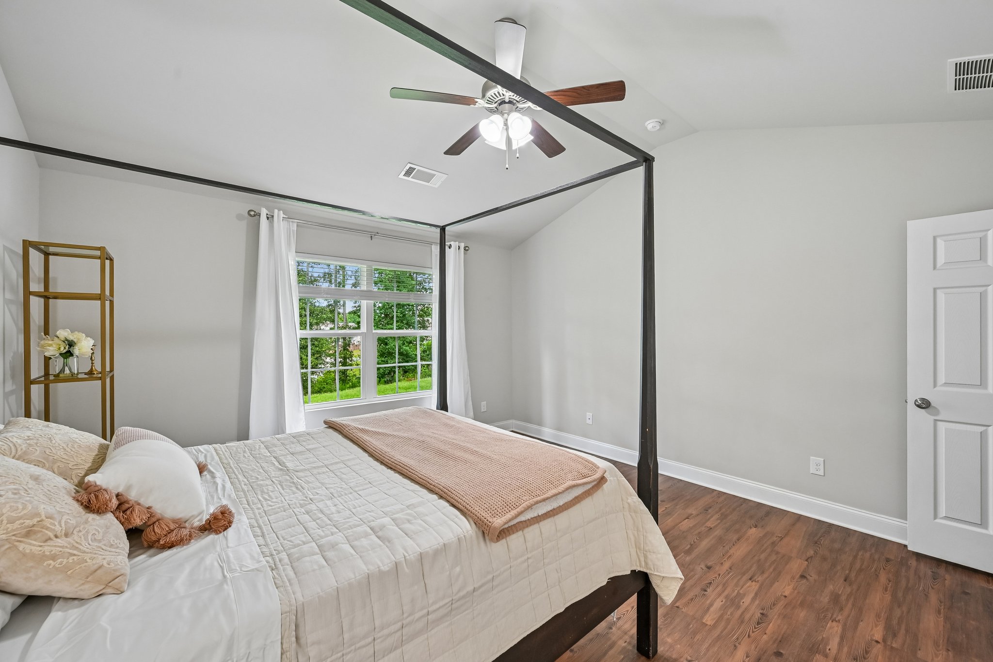 Katie Ln-S1006-033.jpg