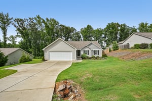 Katie Ln-S1006-004.jpg