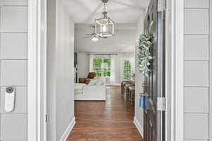 Katie Ln-S1006-008.jpg