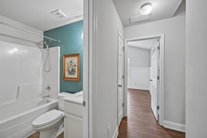 Katie Ln-S1006-046.jpg