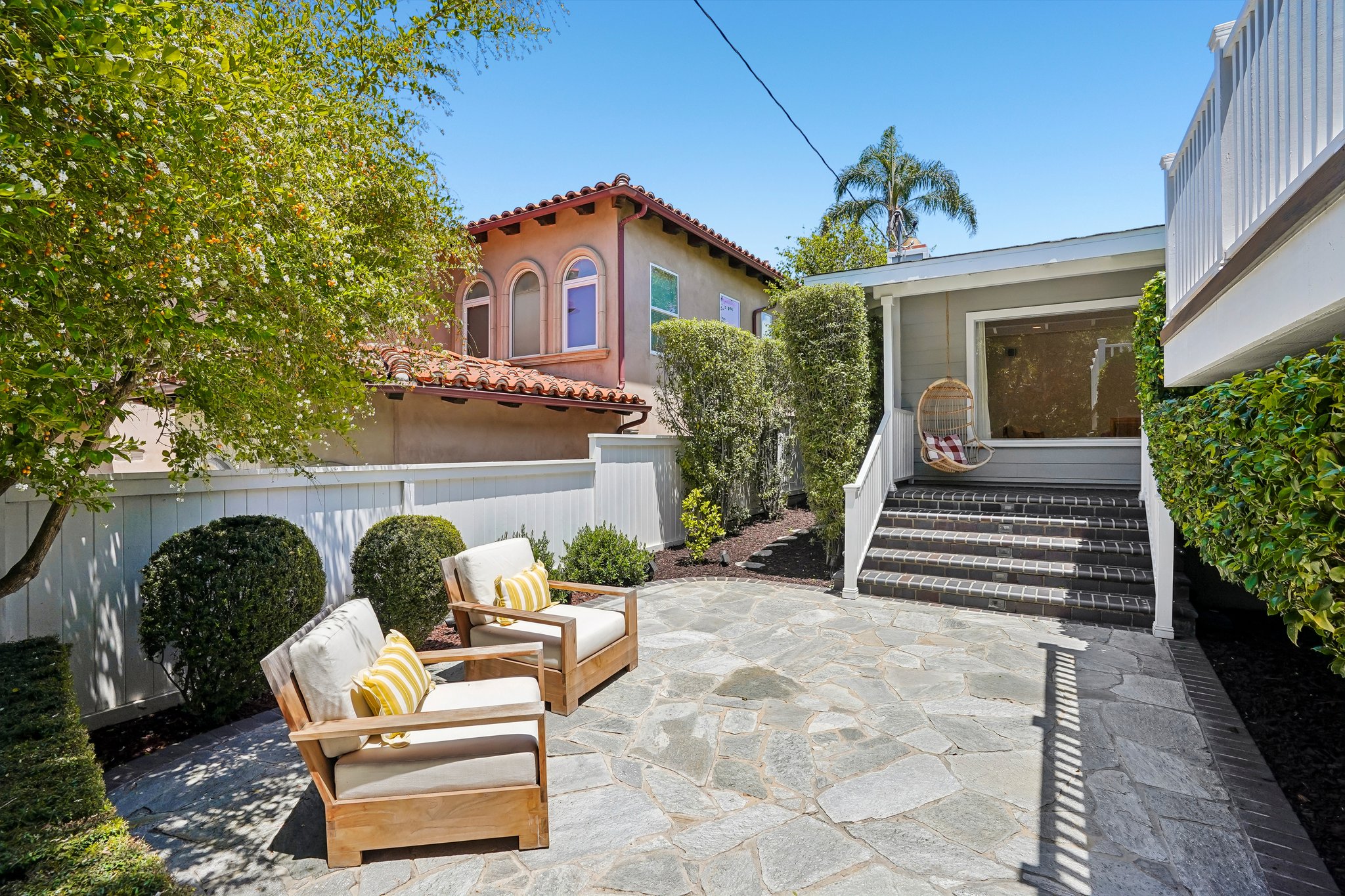 N Herrin St-S2905-065.jpg