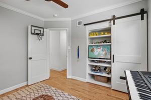 N Herrin St-S2905-038.jpg