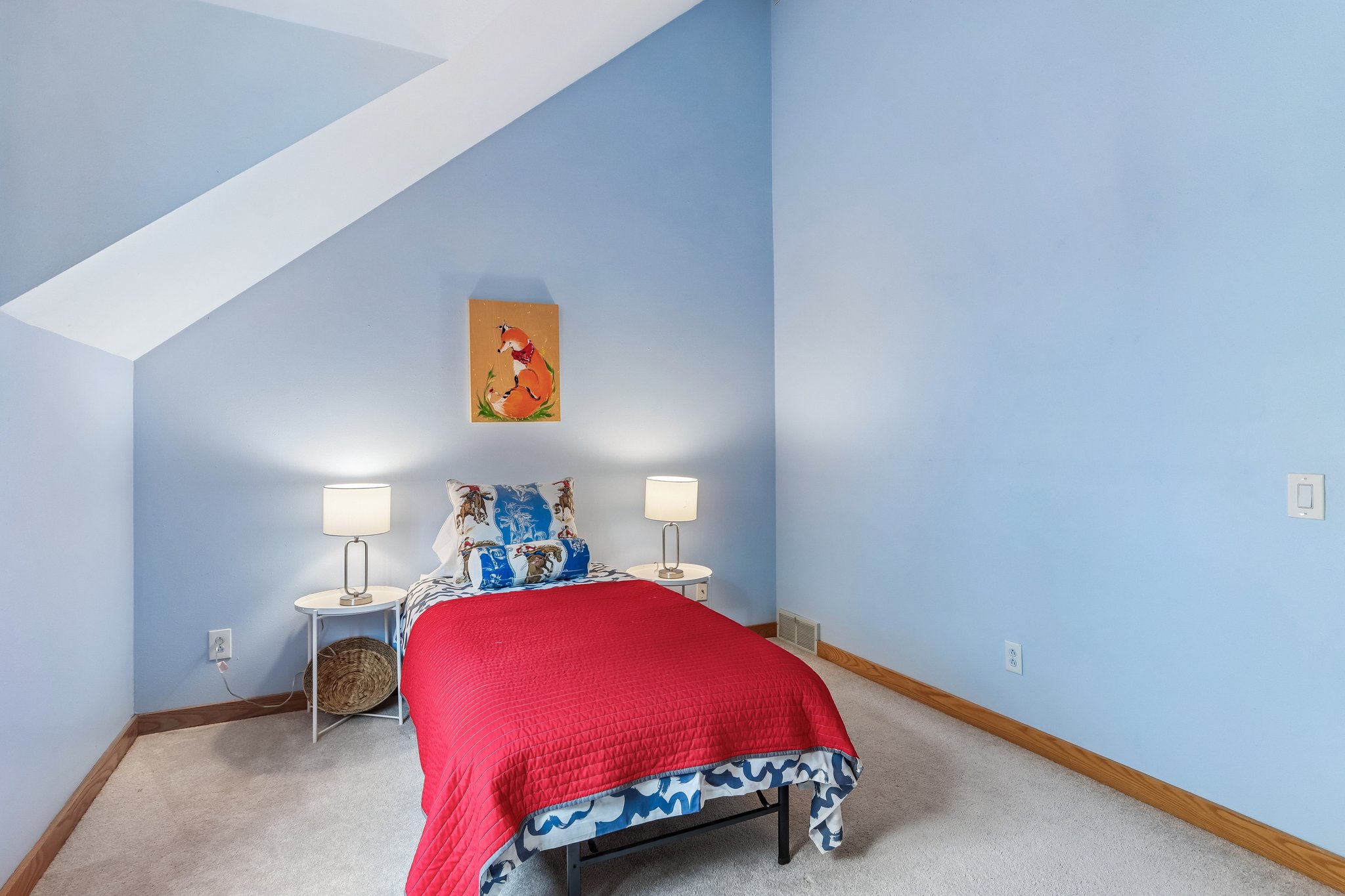 N Pinckney St-S1709-029.jpg