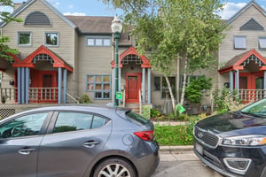 N Pinckney St-S1709-001.jpg