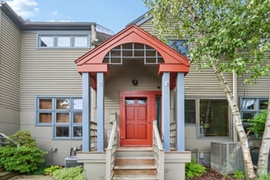 N Pinckney St-S1709-002.jpg