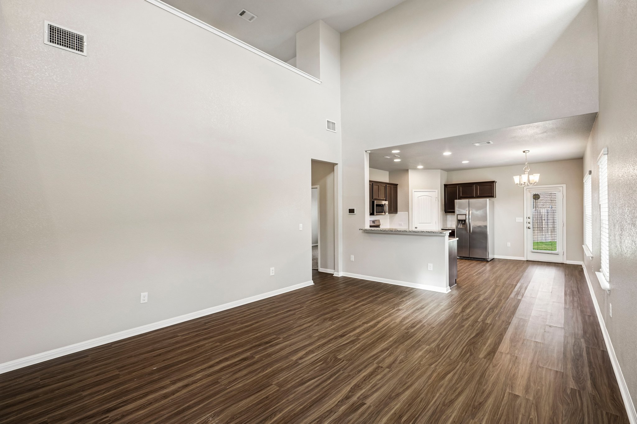 Otto Ave-S2507-011.jpg