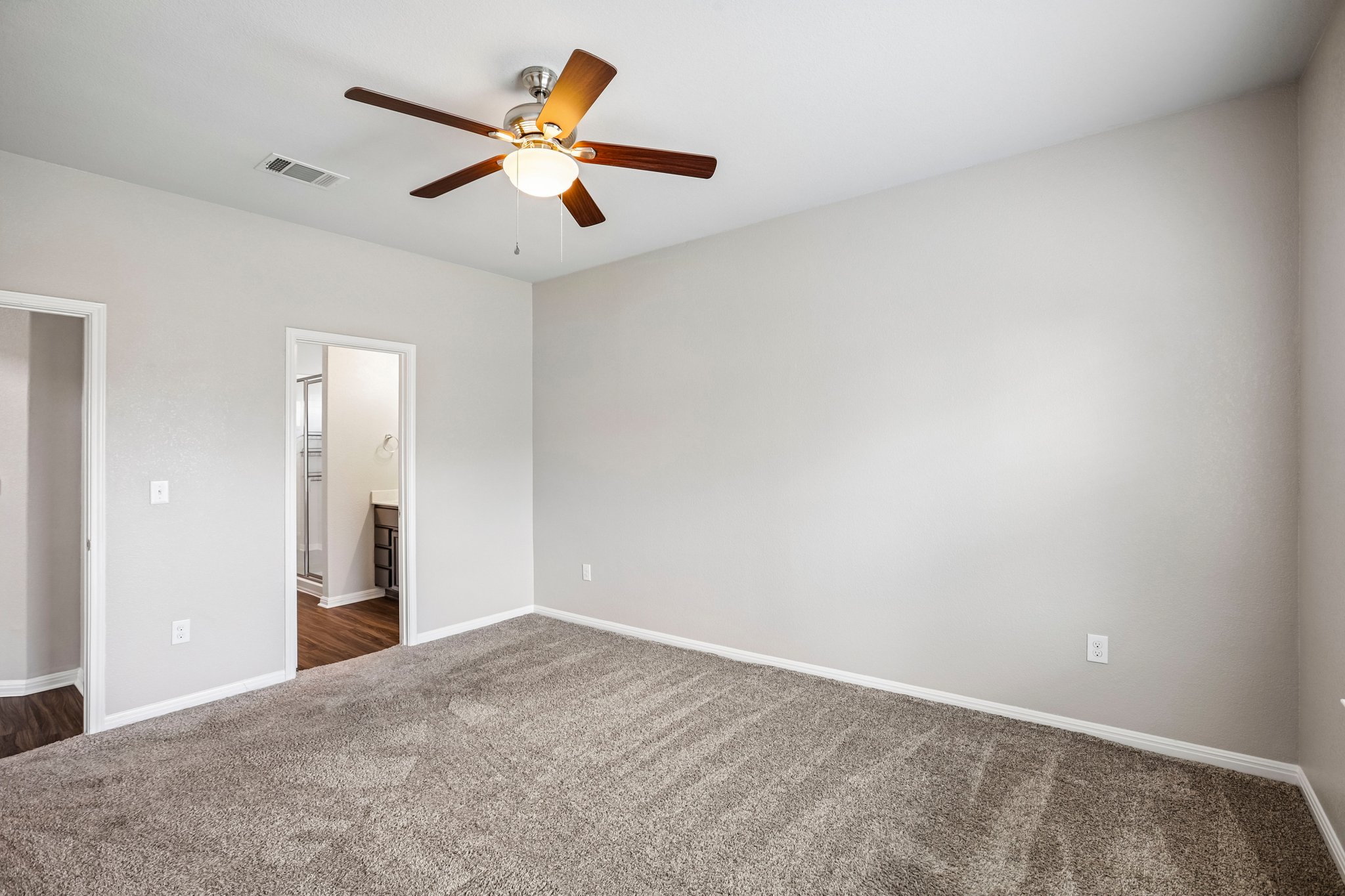 Otto Ave-S2507-025.jpg