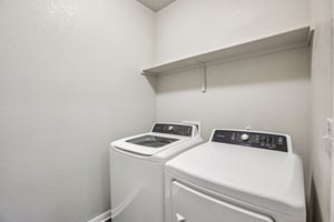 Otto Ave-S2507-020.jpg