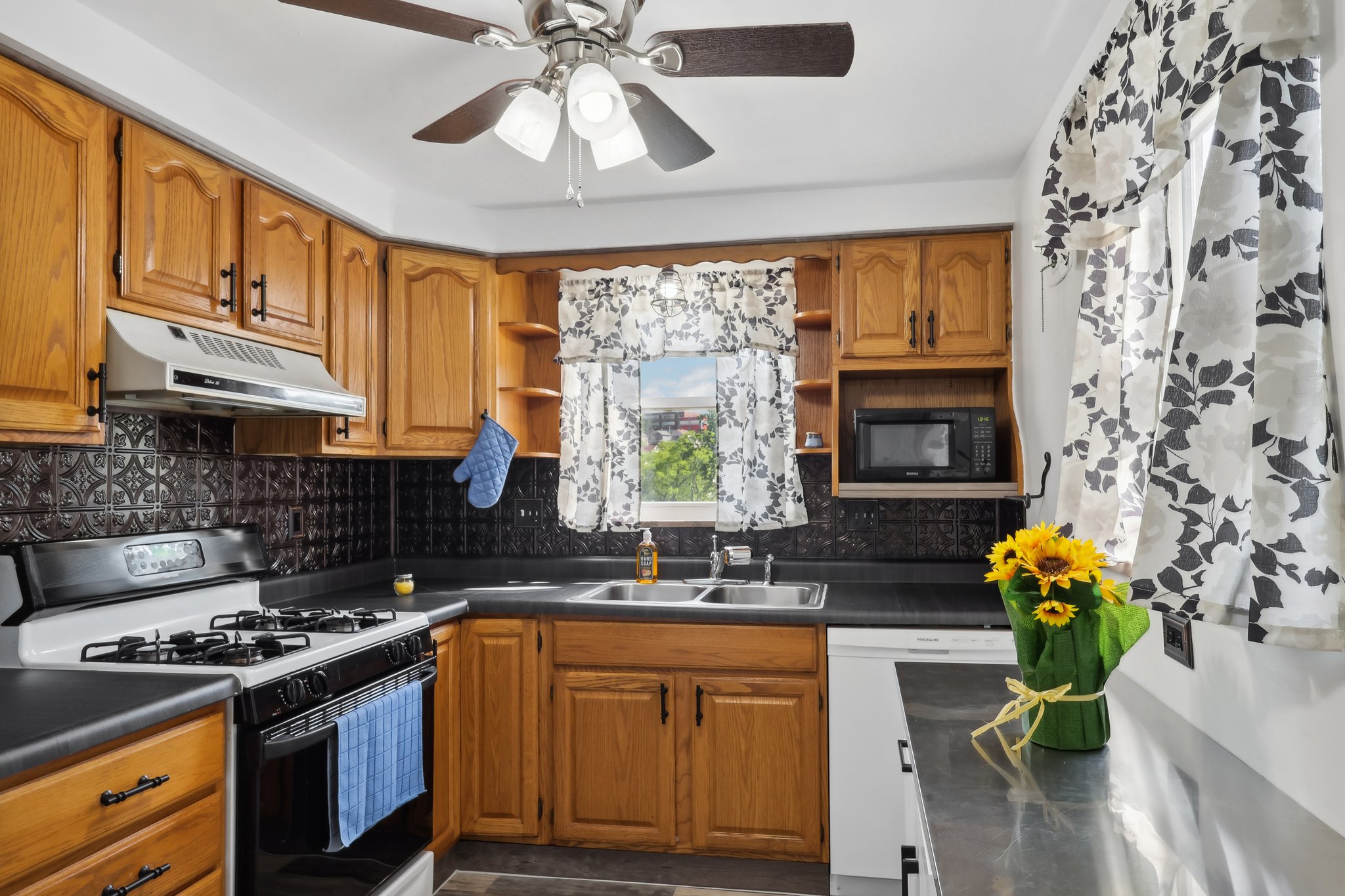 Parkfield St-012.jpg