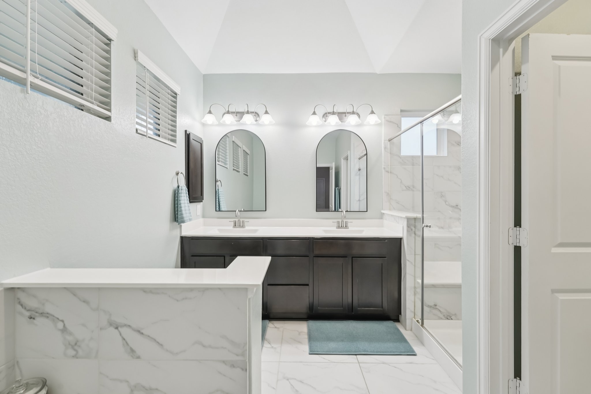 186110 - 308 Ravello St, Liberty Hill, TX 78642-S2401-025.jpg