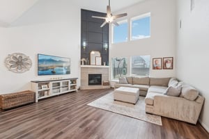 186110 - 308 Ravello St, Liberty Hill, TX 78642-S2401-009.jpg