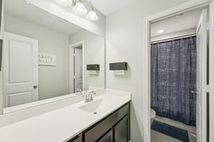 186110 - 308 Ravello St, Liberty Hill, TX 78642-S2401-033.jpg