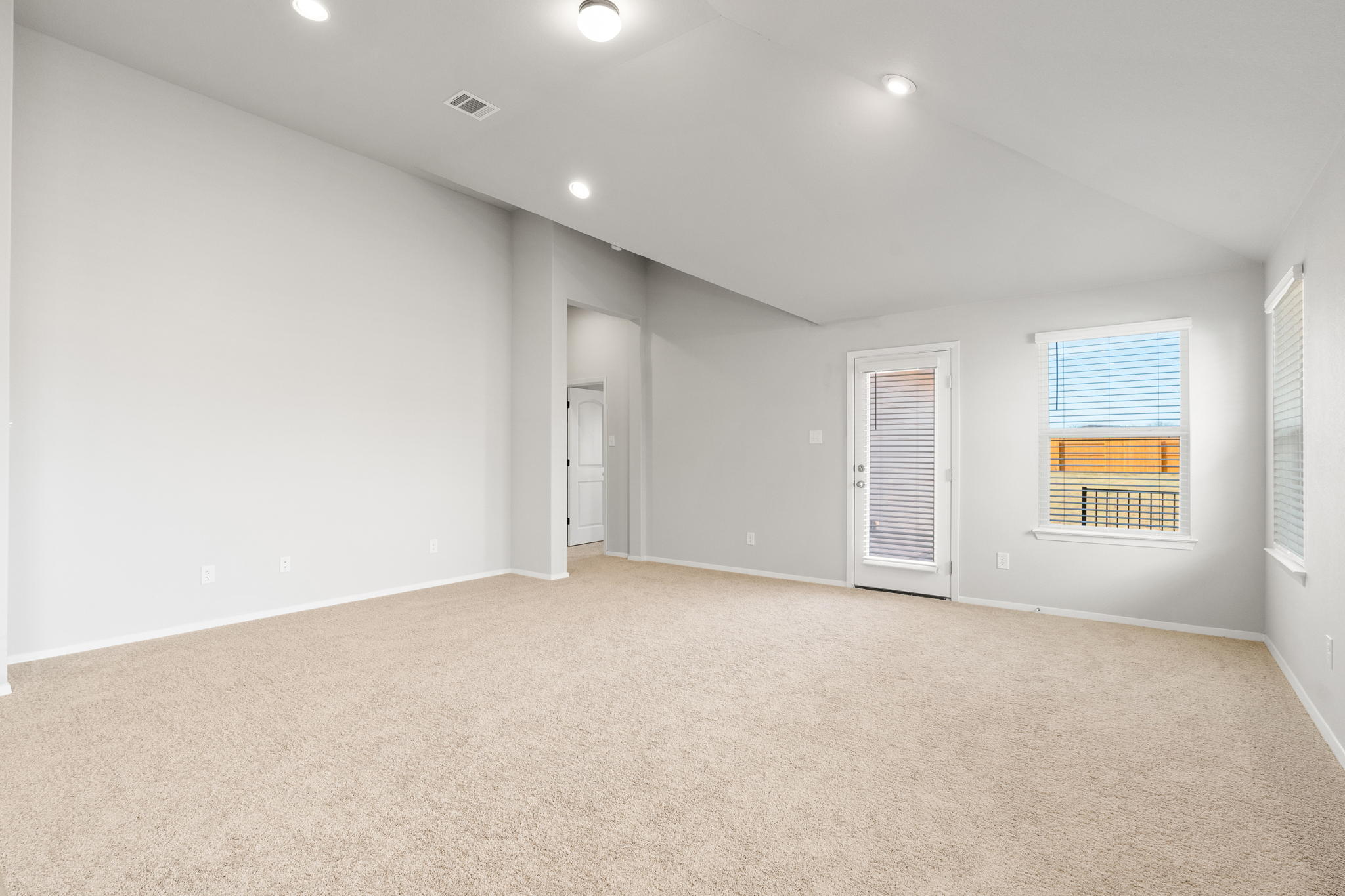 308 Rimrock Ct, Bastrop, TX 78602, USA Photo 13