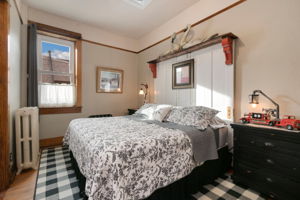  Photo 48