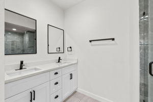  Photo 31
