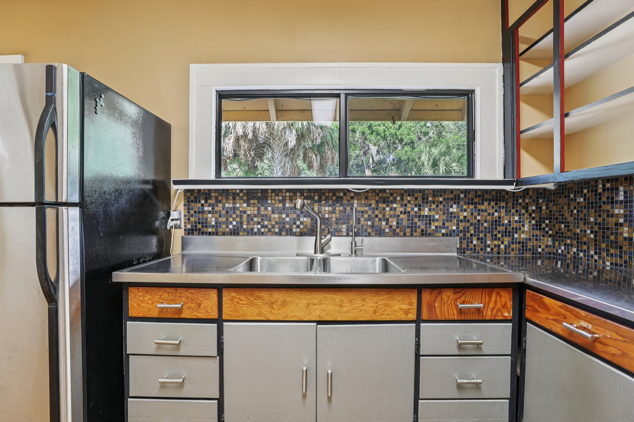Sunnyside Dr-S0410-012.jpg