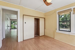 Sunnyside Dr-S0410-024.jpg
