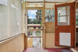 Sunnyside Dr-S0410-034.jpg