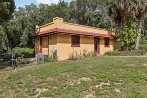 Sunnyside Dr-S0410-049.jpg