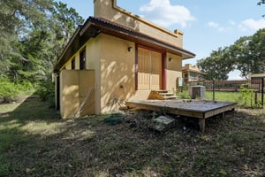 Sunnyside Dr-S0410-052.jpg