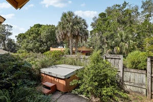 Sunnyside Dr-S0410-059.jpg