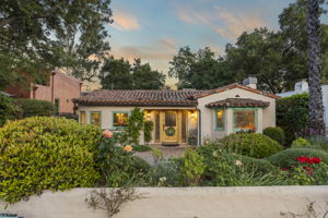 Front courtyard and porch entrance