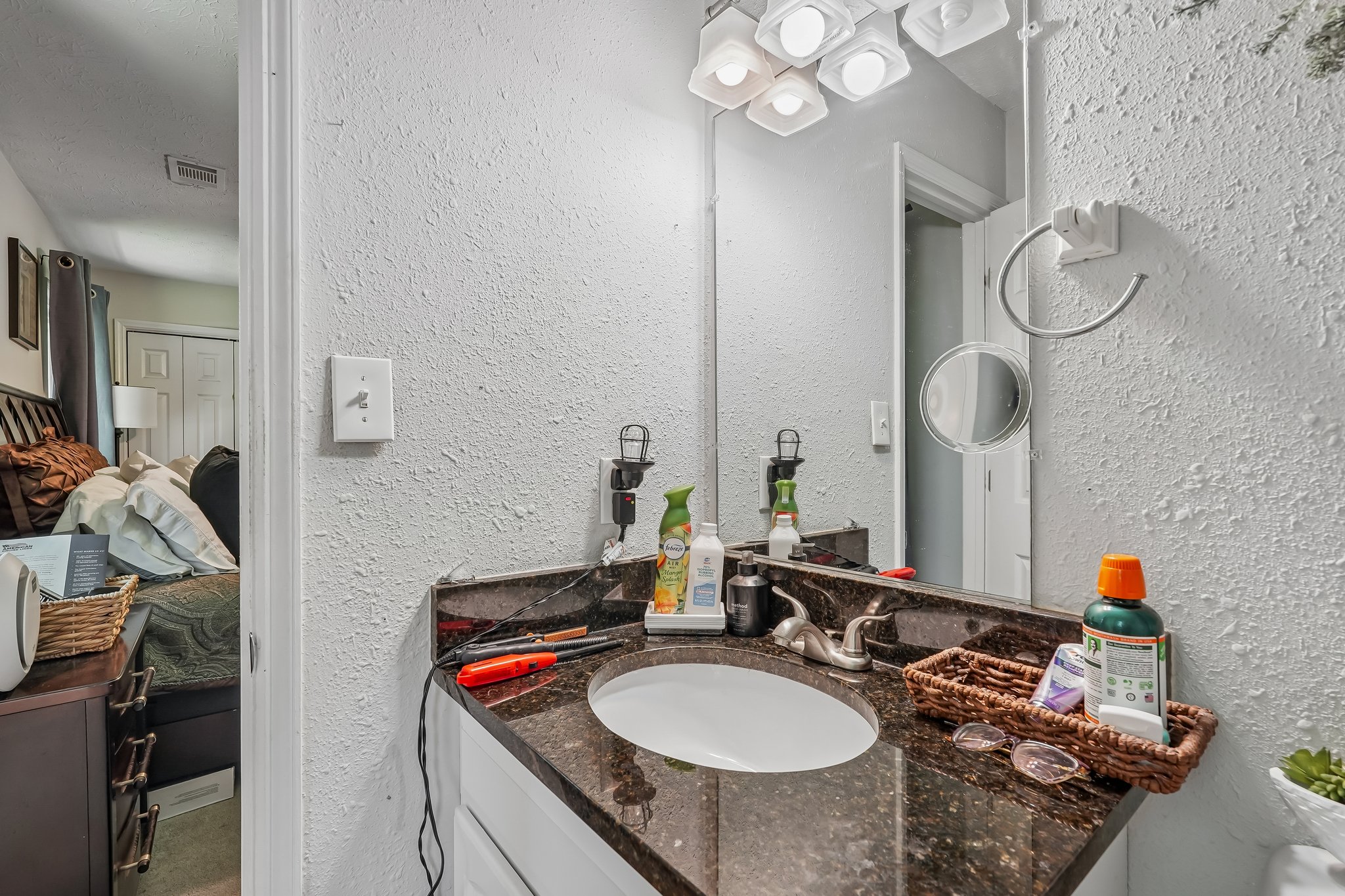 Stone Oak Dr-S1406-028.jpg