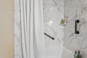 Stone Oak Dr-S1406-021.jpg